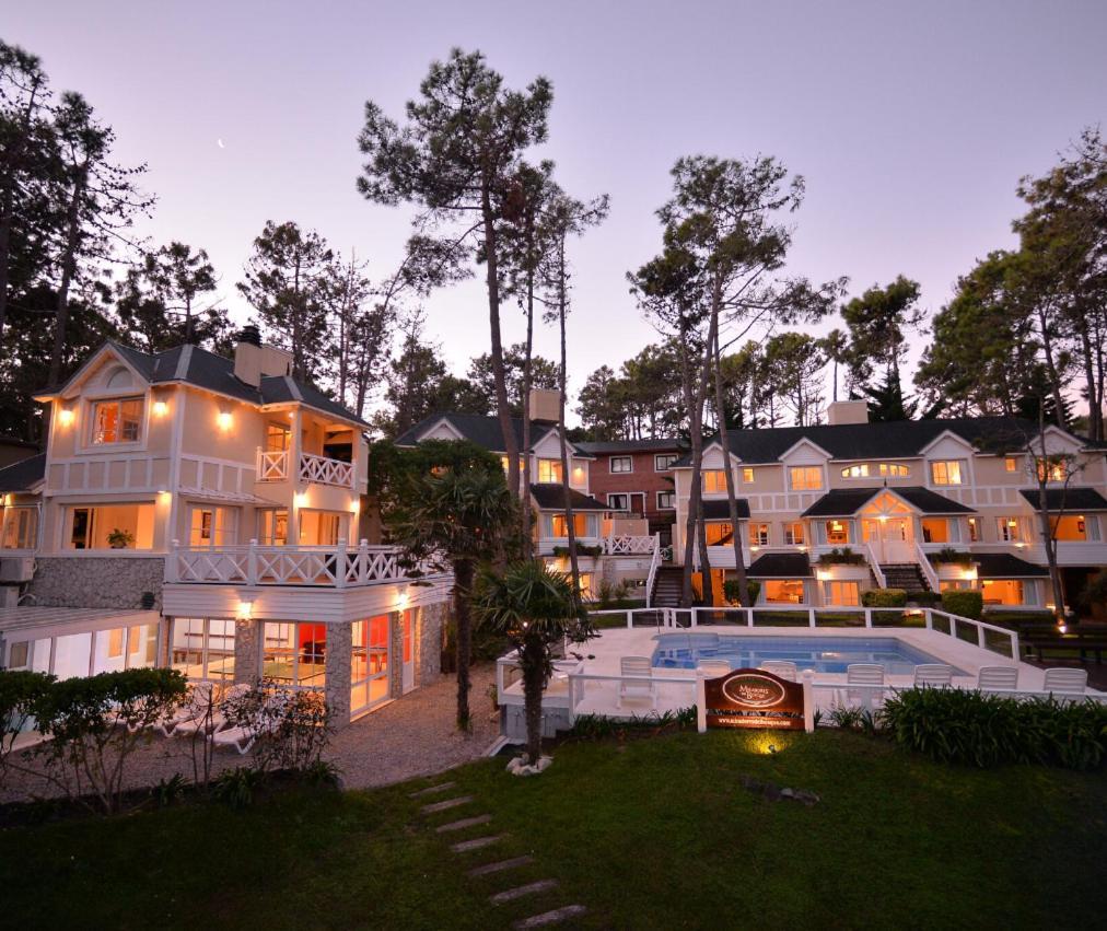 Miradores Del Bosque Apart & Spa Mar de Las Pampas Ngoại thất bức ảnh